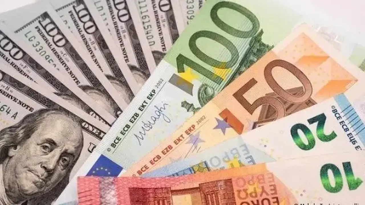 استقرار أسعار العملات الأجنبية أمام الجنيه المصري اليوم وسط انتعاش الاحتياطي النقدي